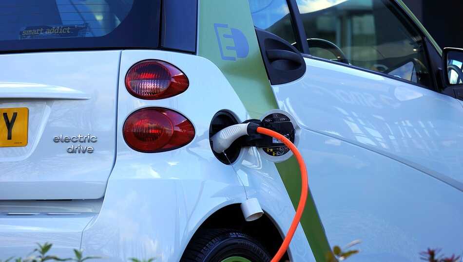 Elektromos autó, elektromotor, alternatív üzemanyag